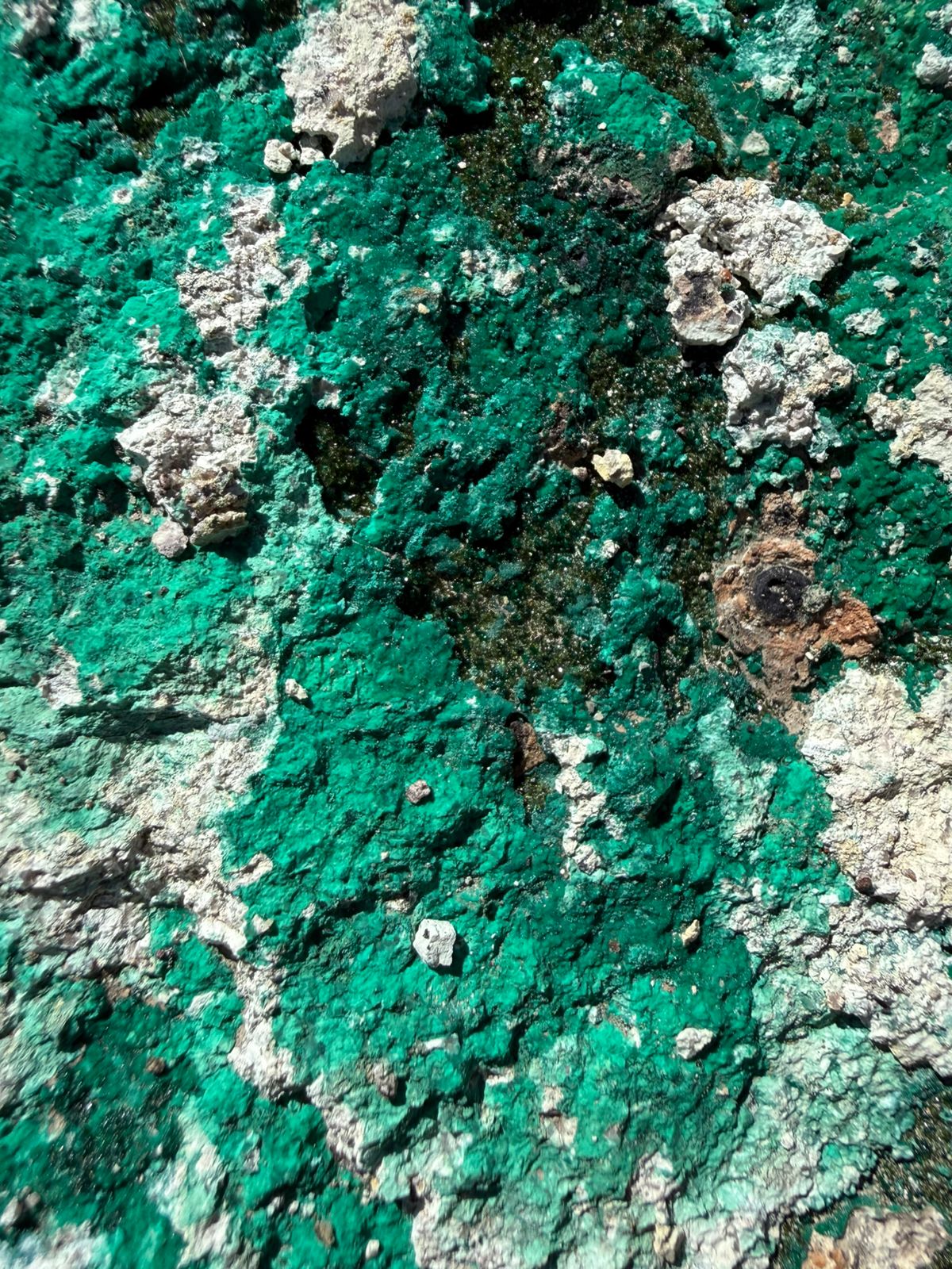 High-grade copper-oxide rock sample from Q’Inti